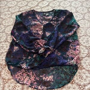 Bisou Bisou Long Sleeve Sheer High Low Tunic Blouse- Medium. B105